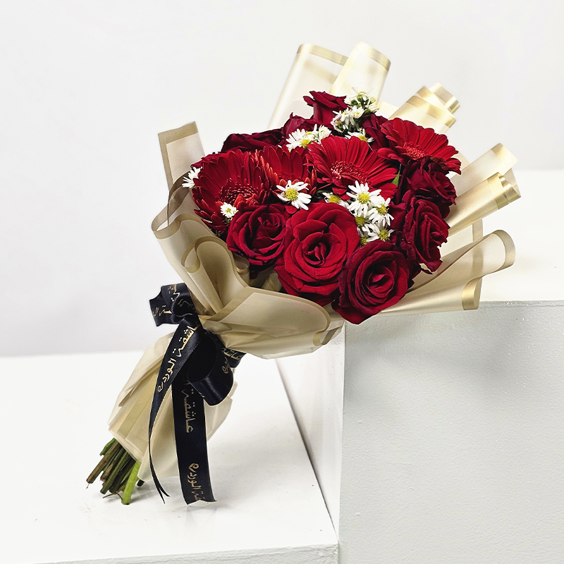 أناقة قرمزية