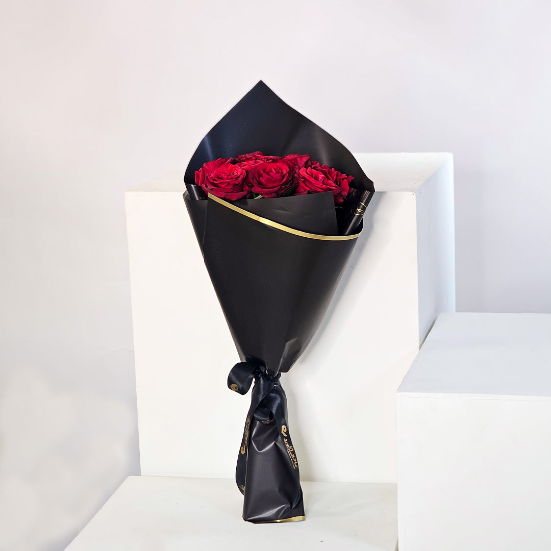 زهرة القرمزي السوداء