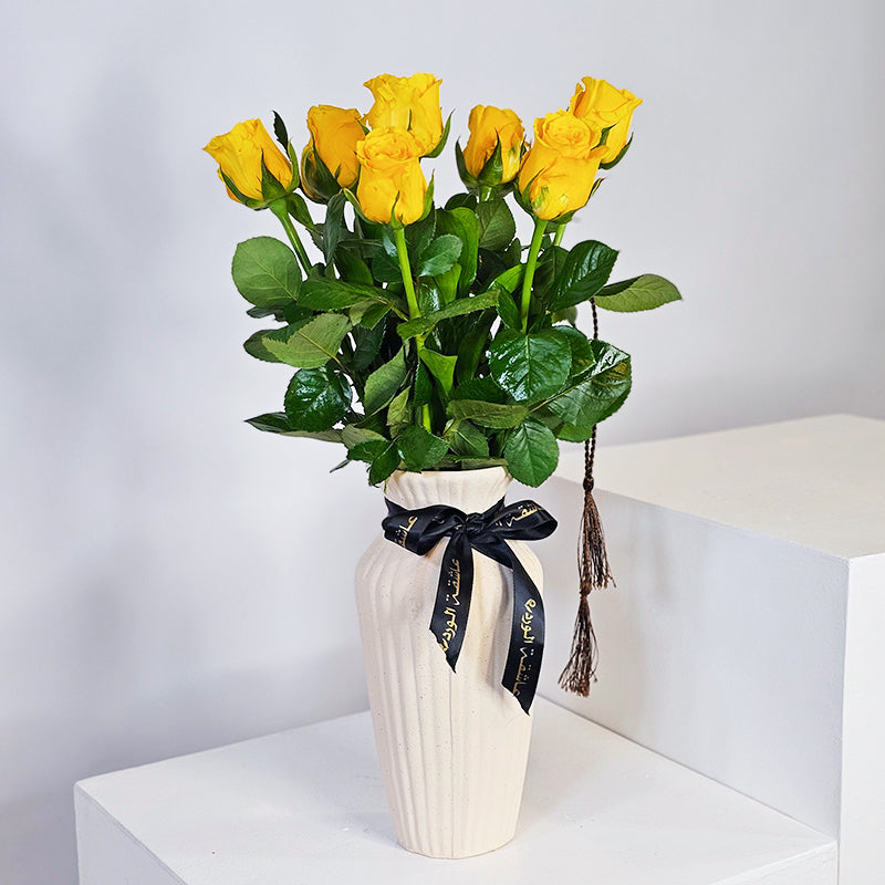 باقة ورد صفراء مشمسة