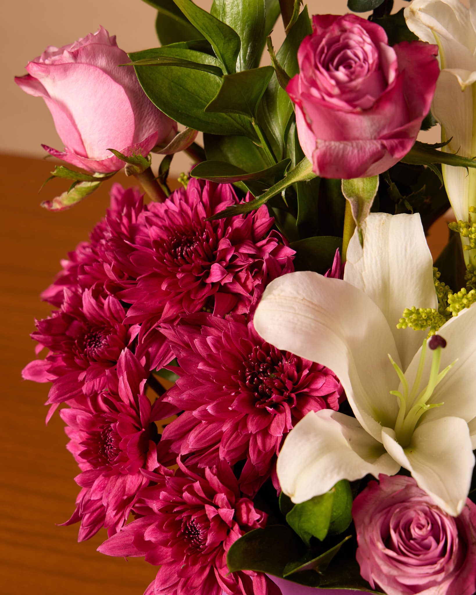 علبة أرجوانية صغيرة