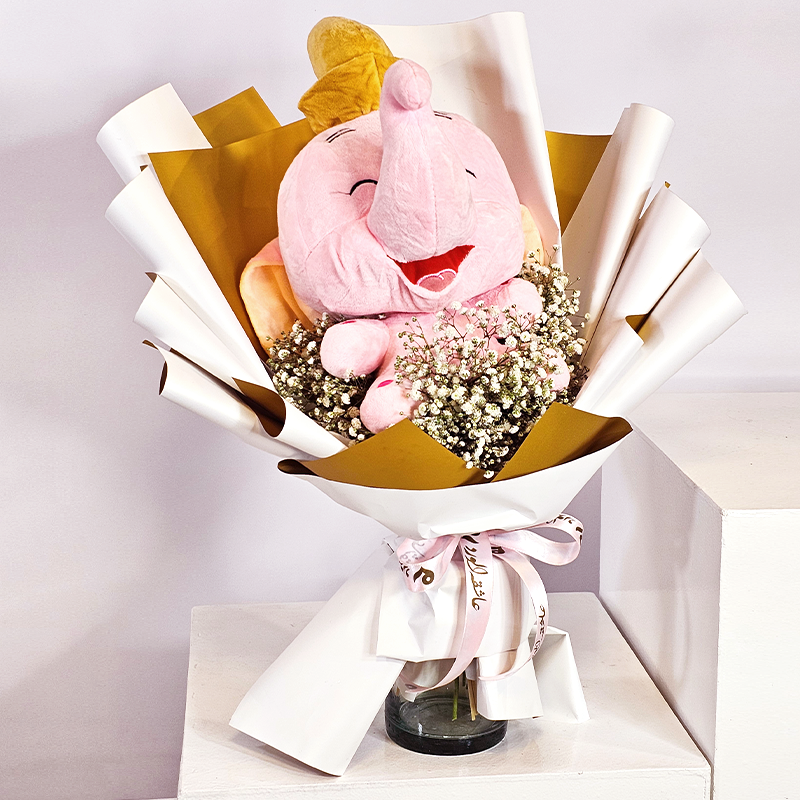 مفاجأة الحب الوردي