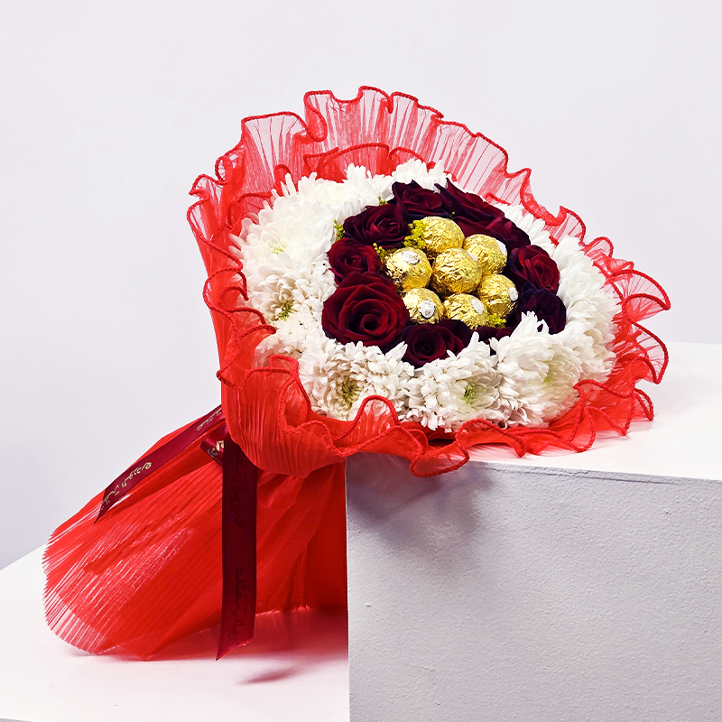 النعيم الأحمر الرومانسي