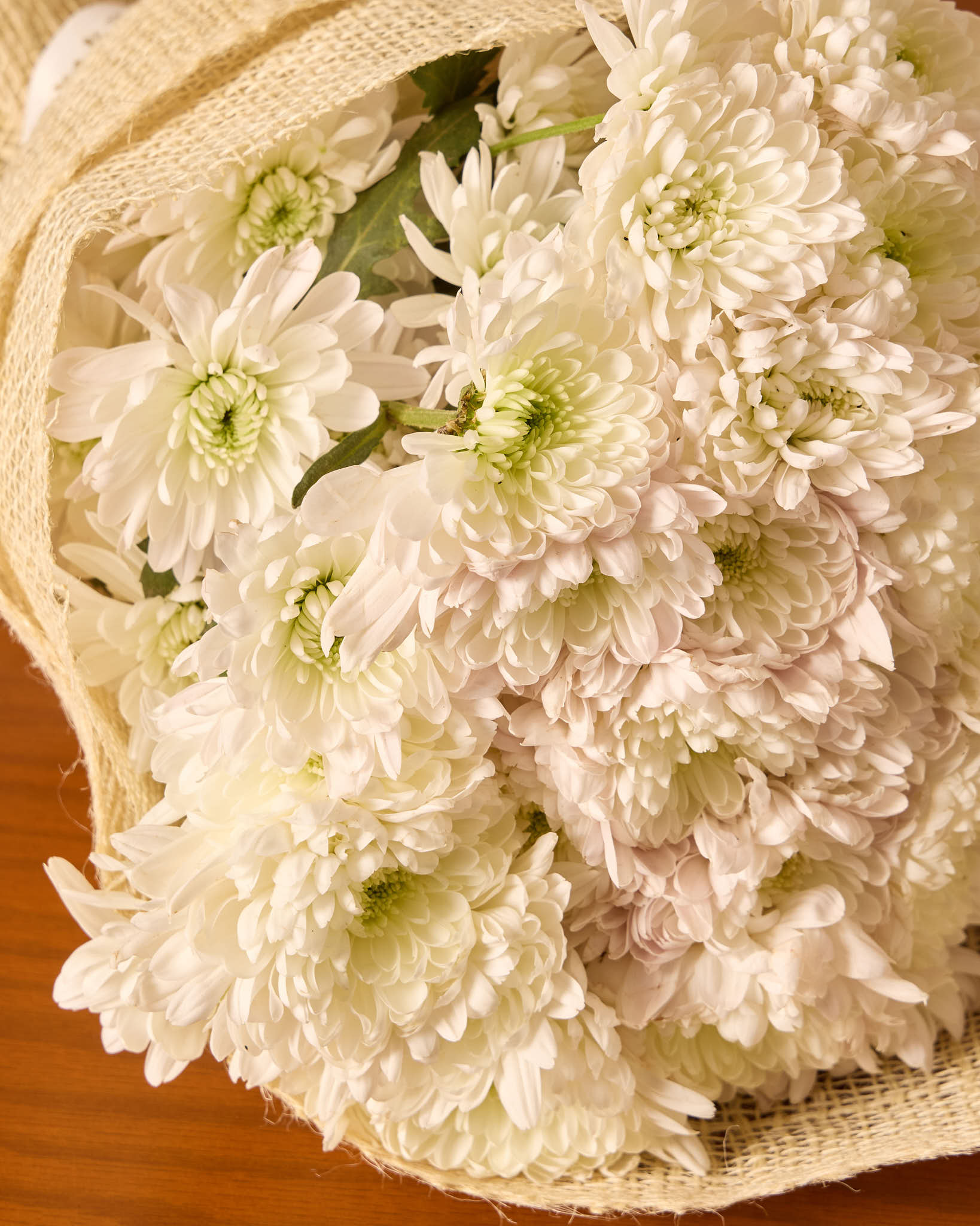White chrysanthemum bouquet