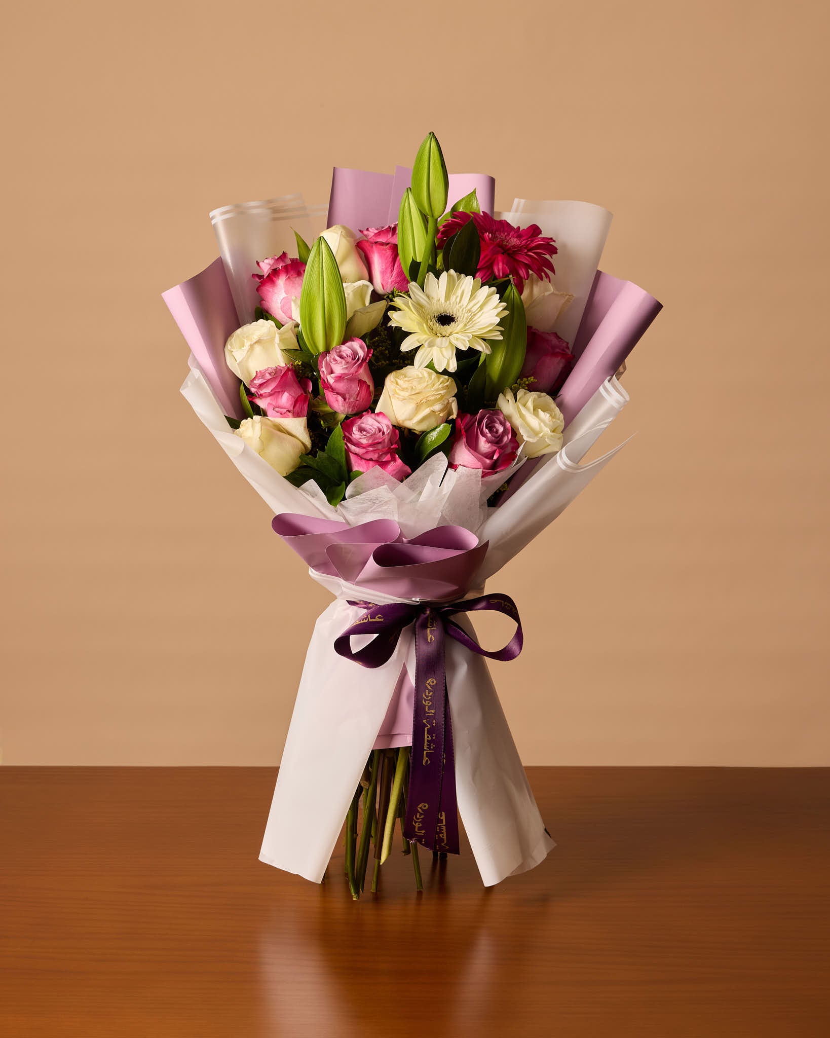 باقة ورود بلون الخدود