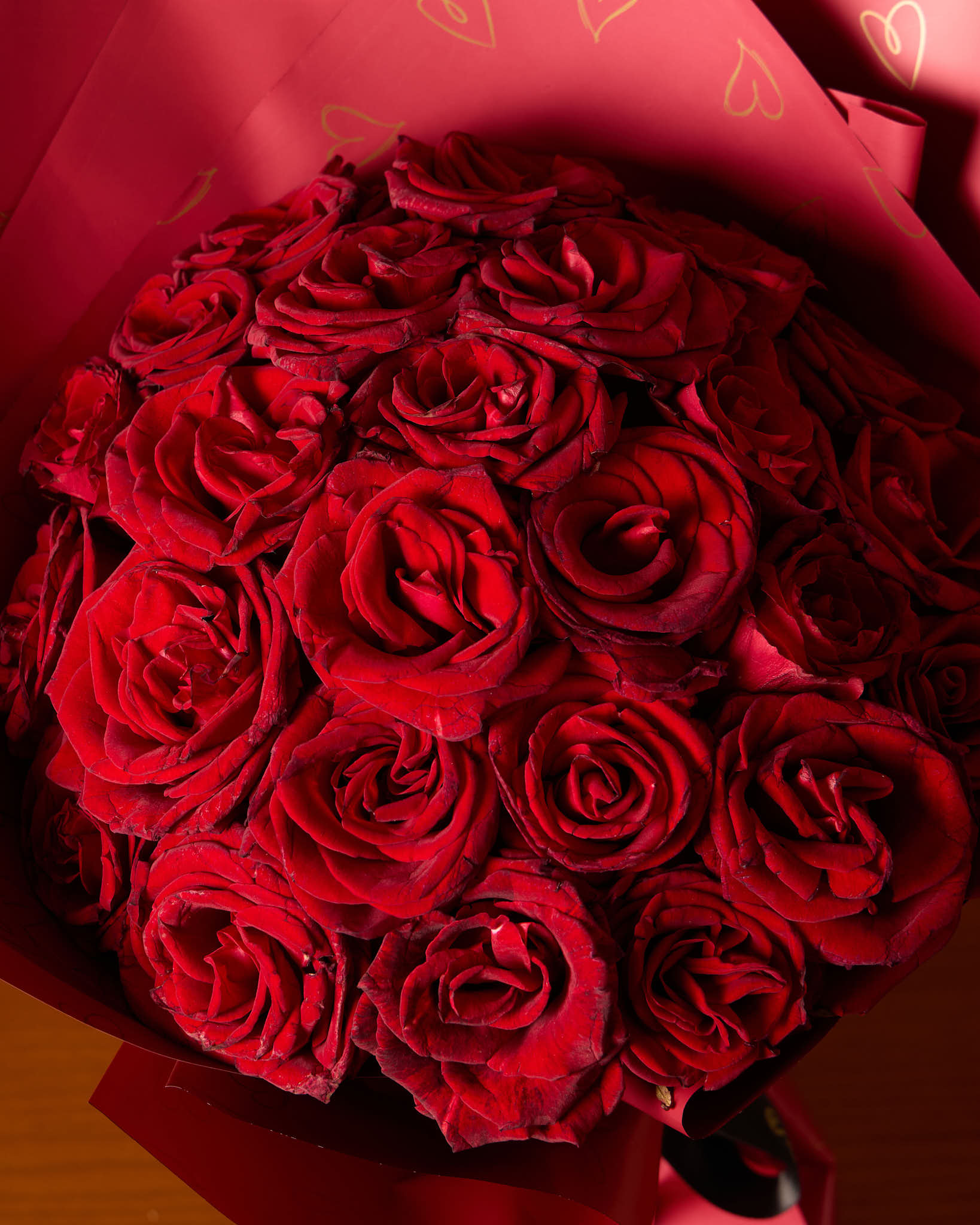 باقة زهور مصممة للتعبير عن الحب