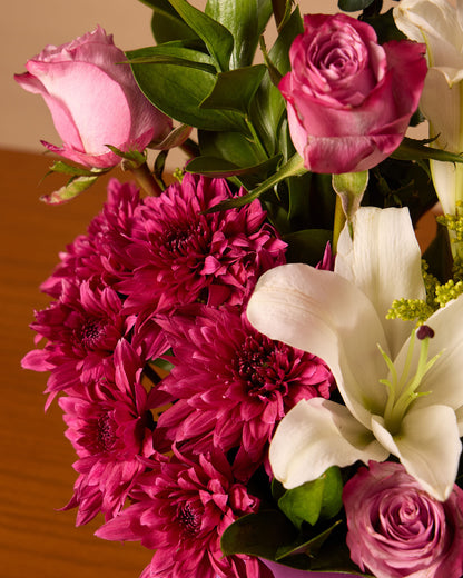 علبة أرجوانية صغيرة