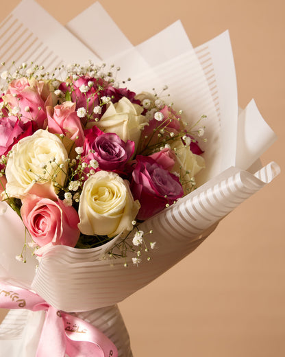 باقة من 25 وردة وردية