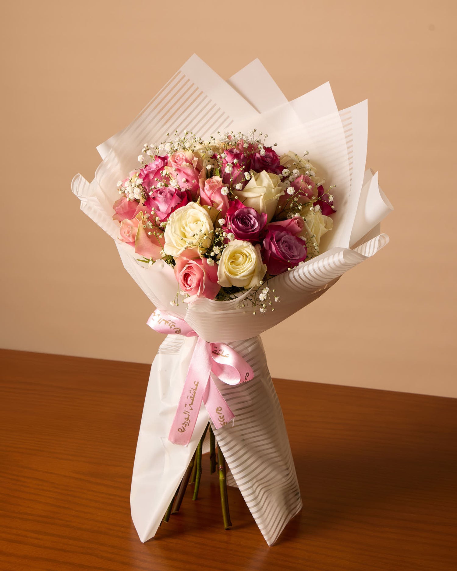 باقة من 25 وردة وردية