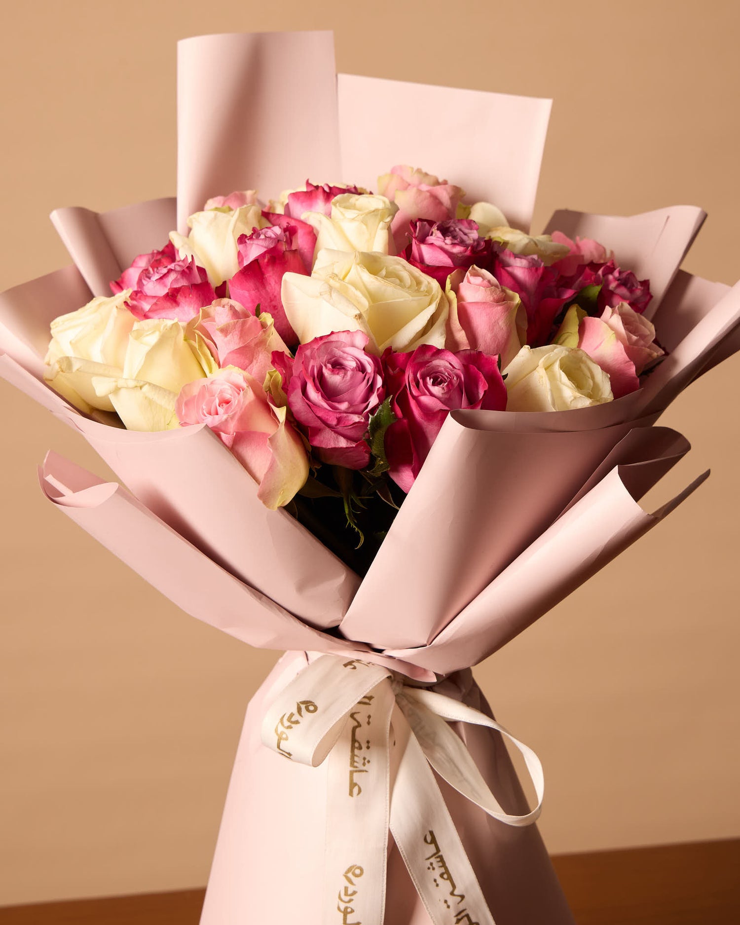 باقة من 25 وردة وردية