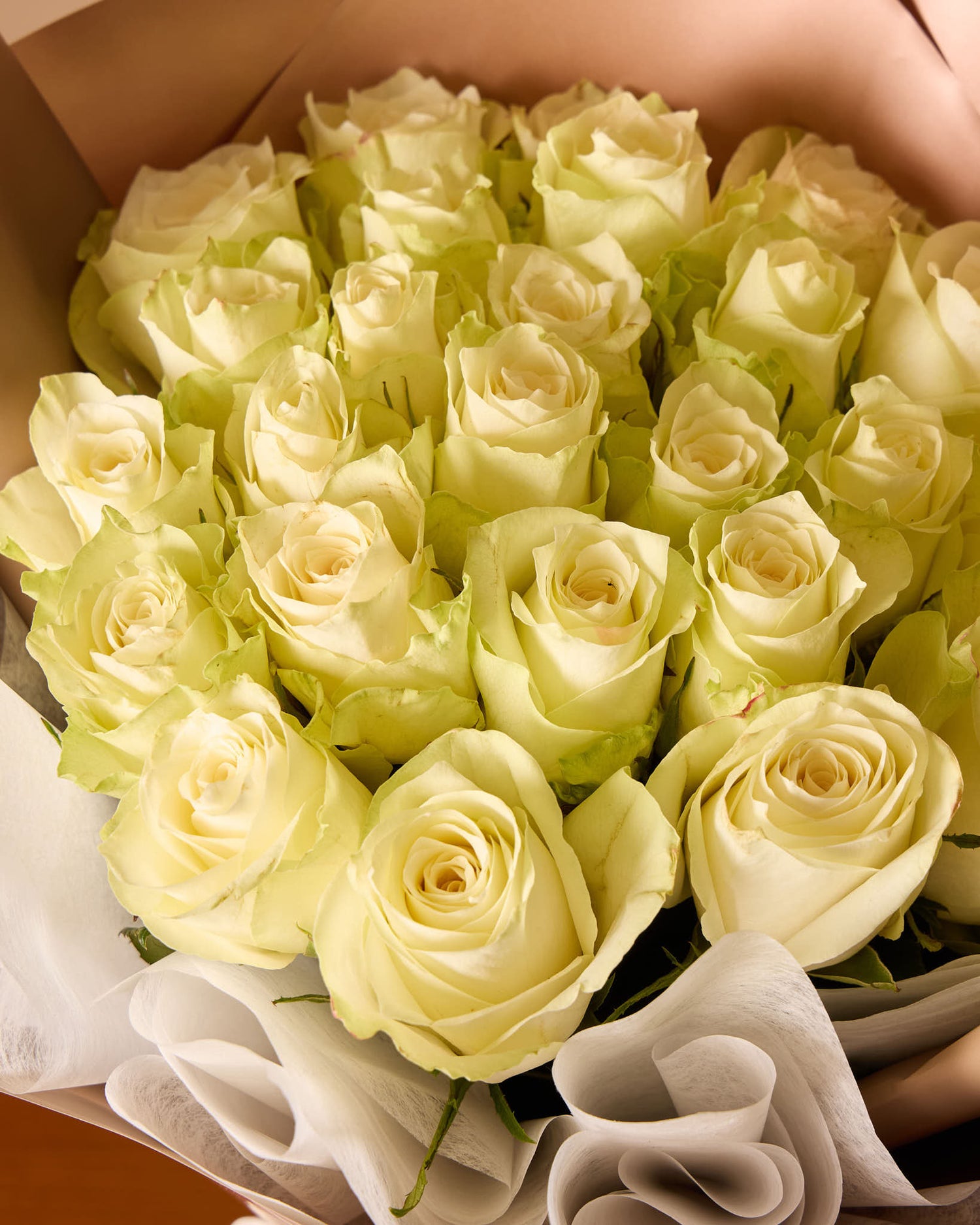 25 White Roses Bouquet