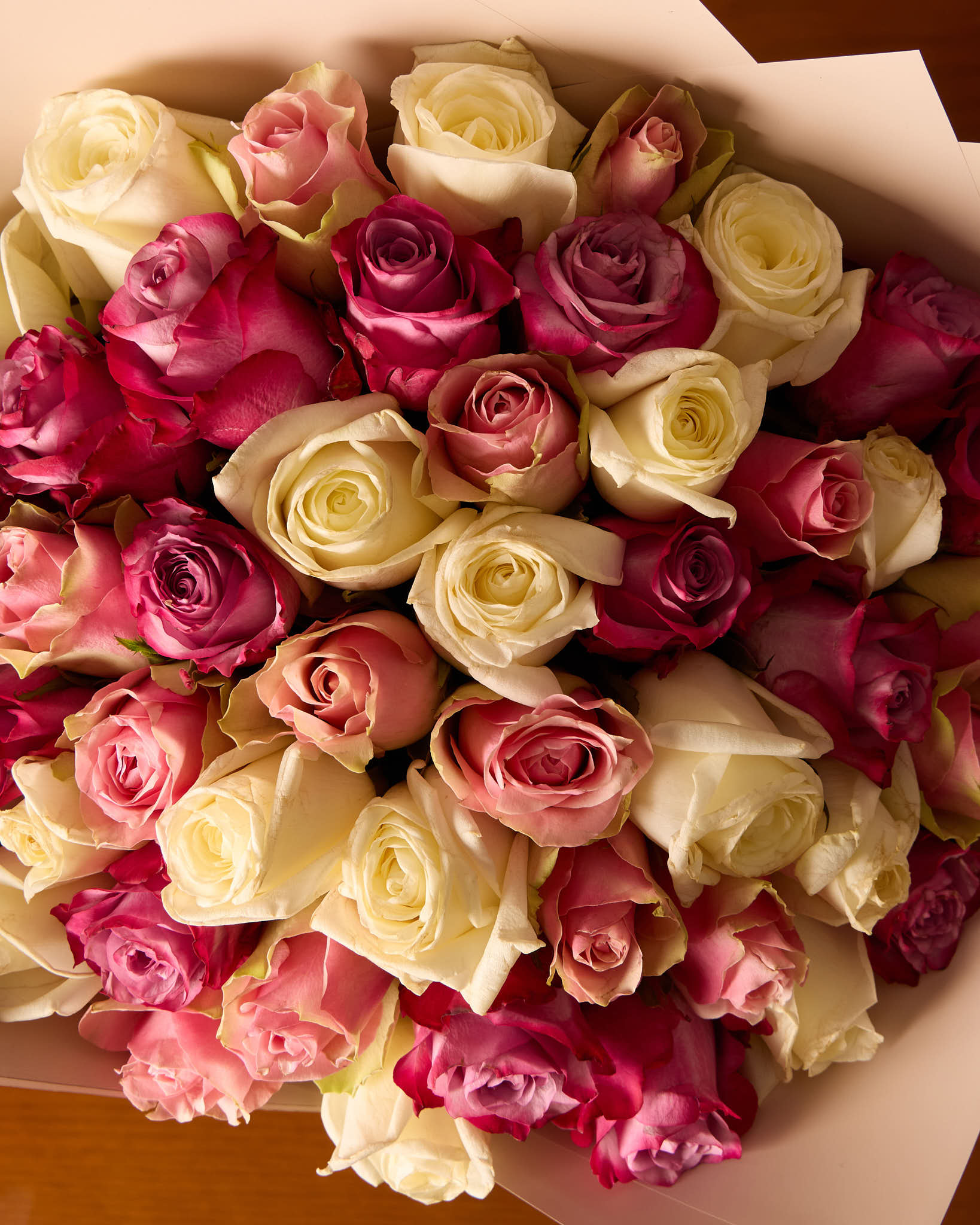 باقة من 50 وردة وردية