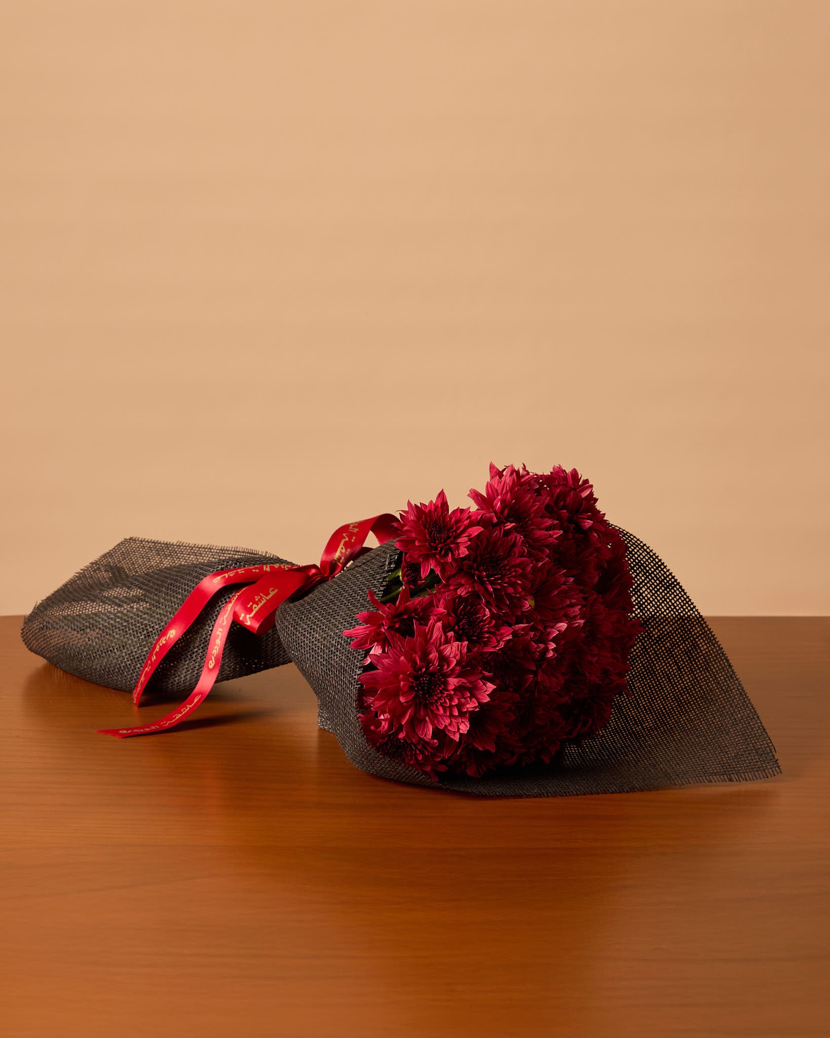 Red chrysanthemum bouquet
