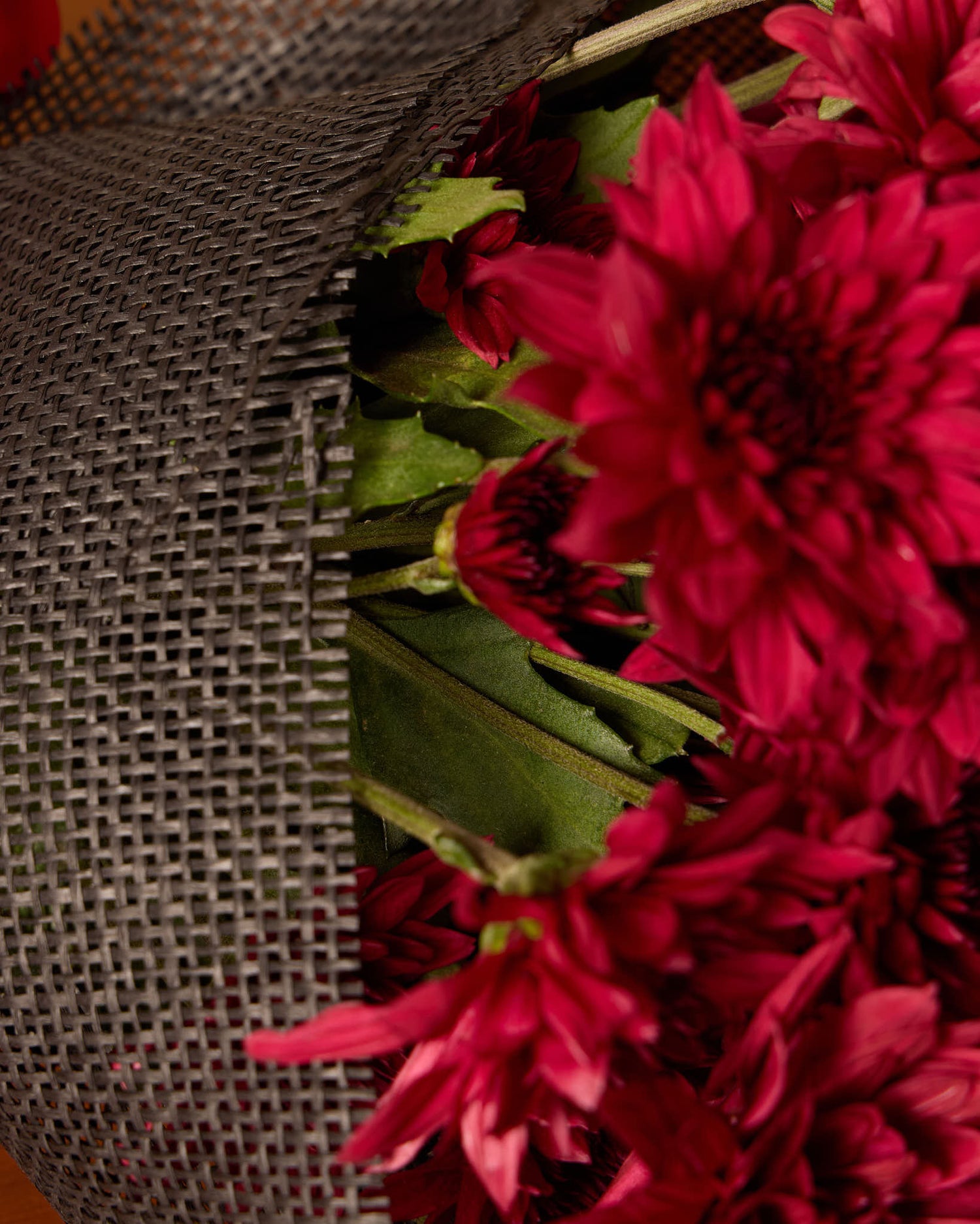 Red chrysanthemum bouquet