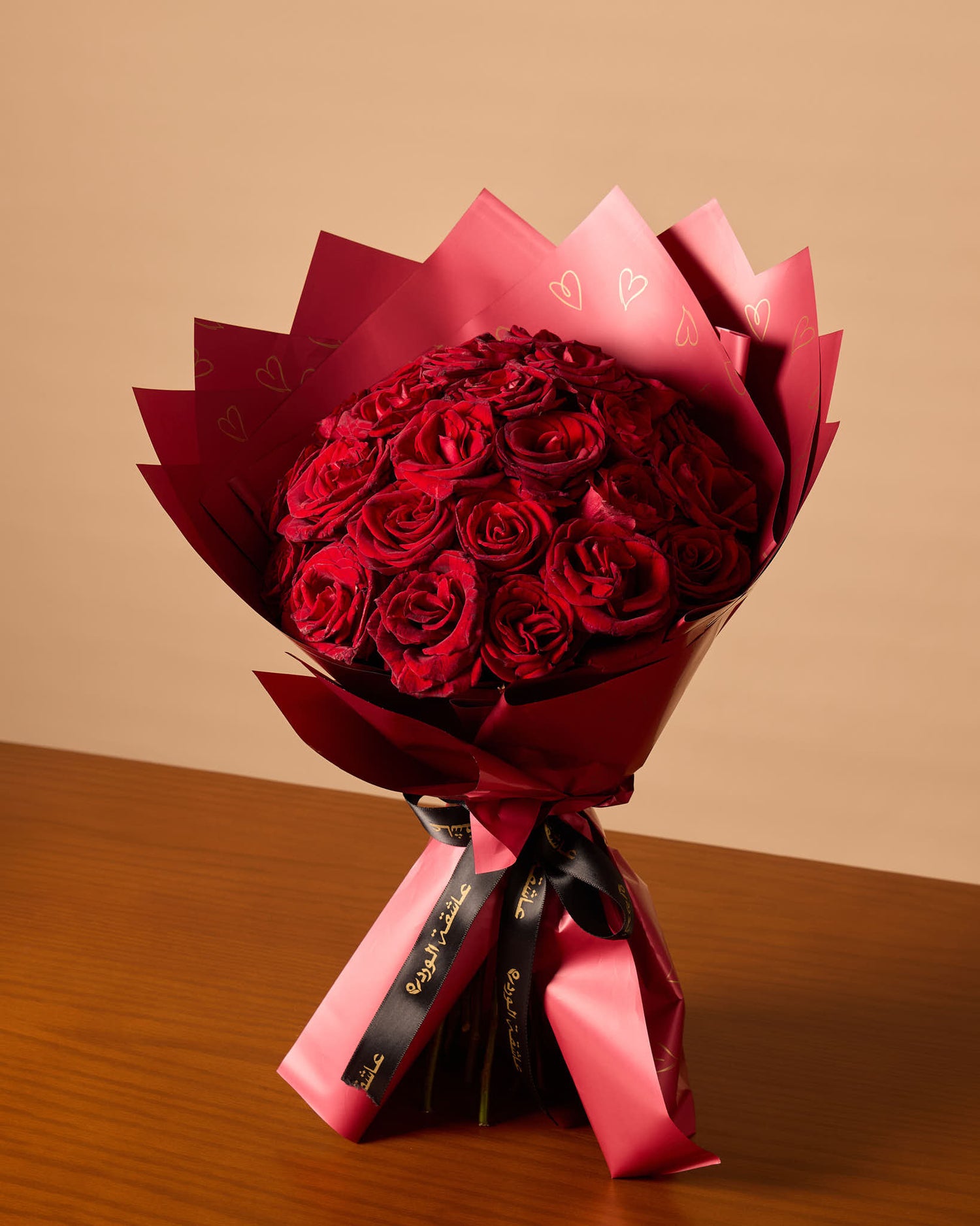 باقة زهور مصممة للتعبير عن الحب